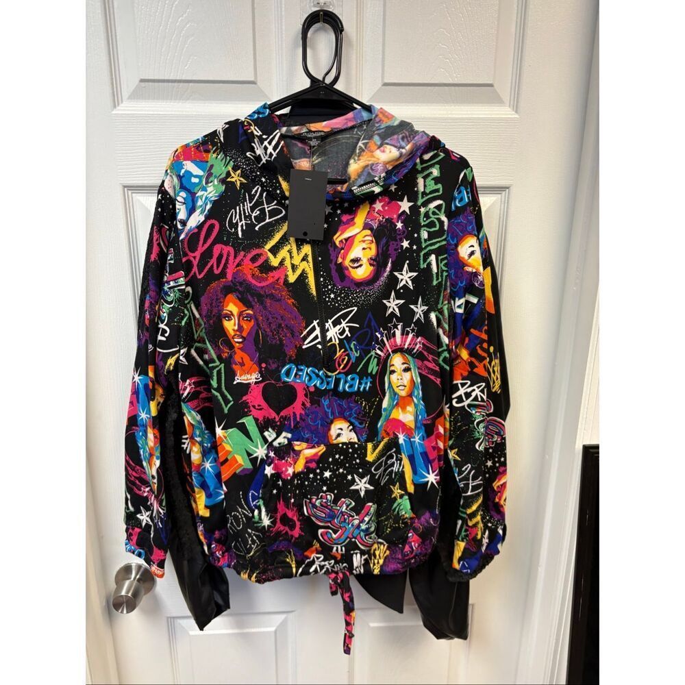 Afrocentric Graffiti Patterned Pullover Hoodie